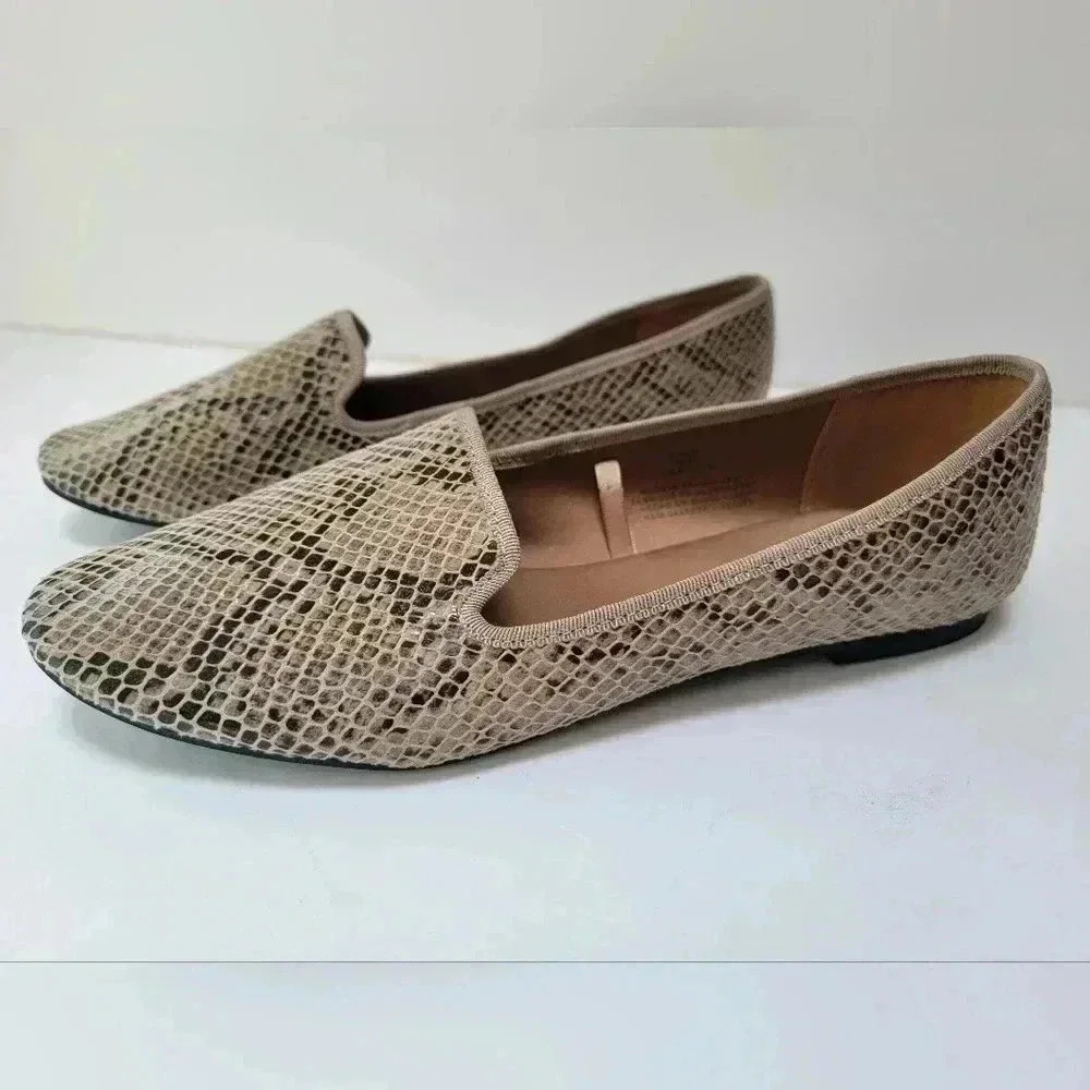 H & M Faux Snake Skin Flats Size 8.5